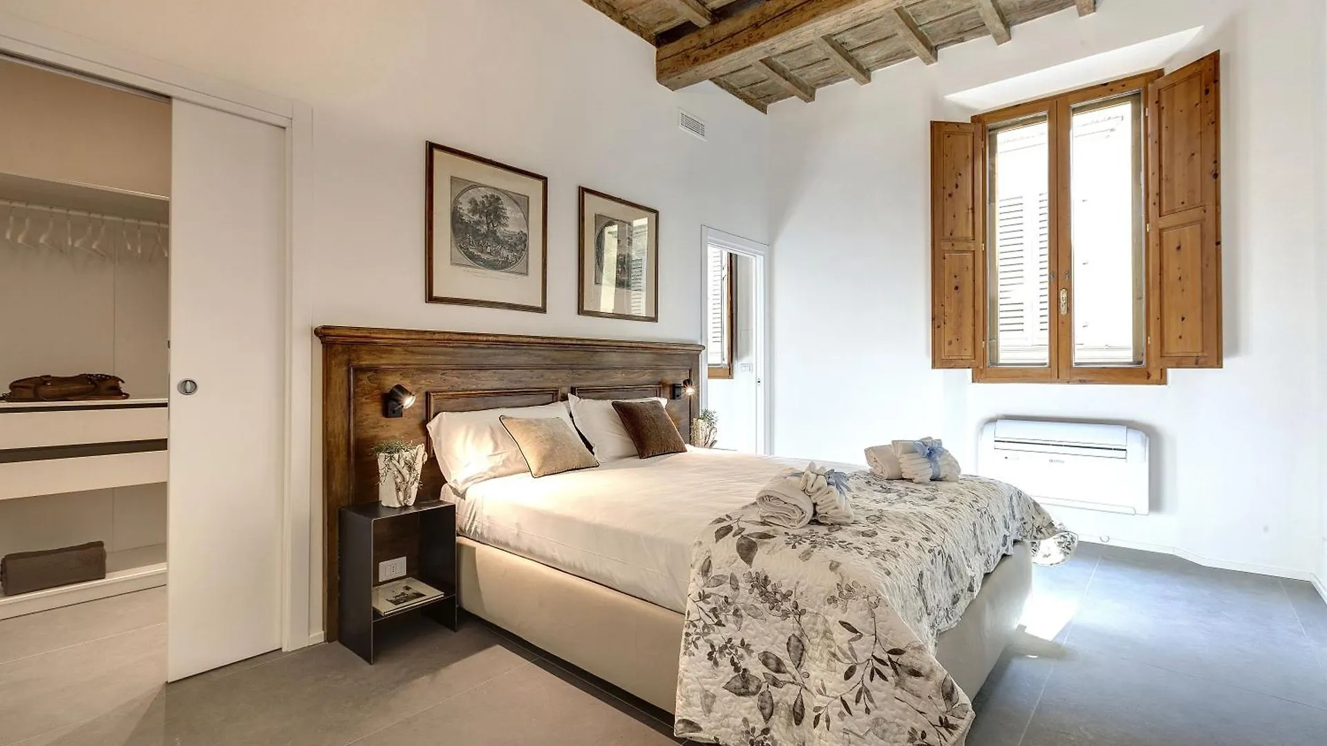 Venere & Zefiro Apartments By Mamo Florence