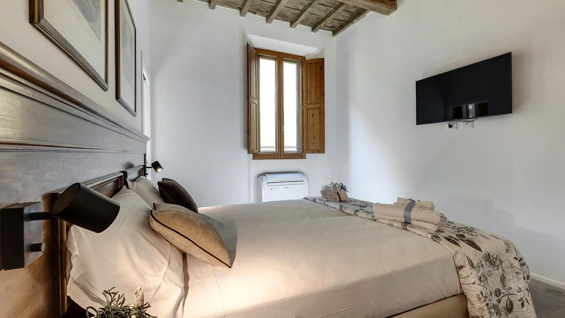 Venere & Zefiro Apartments By Mamo Florence