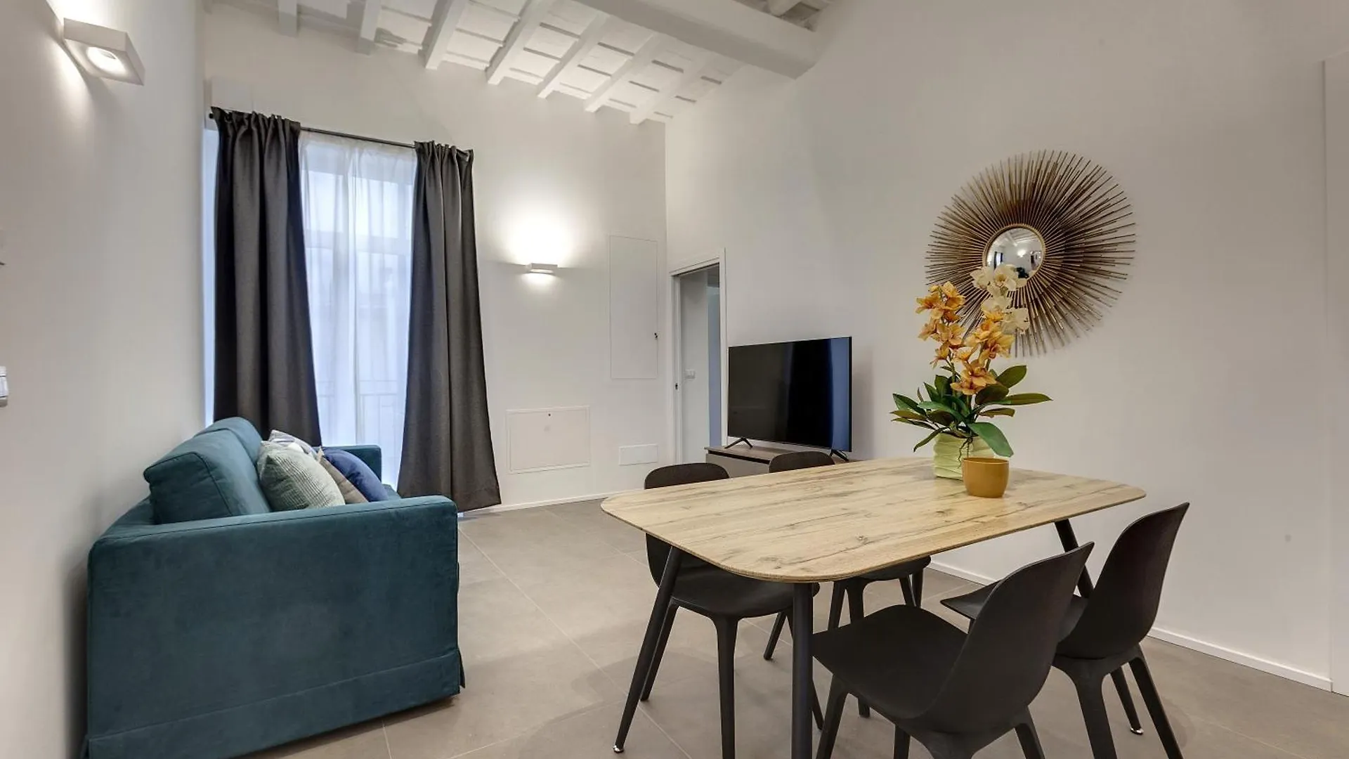 Venere & Zefiro Apartments By Mamo Florence