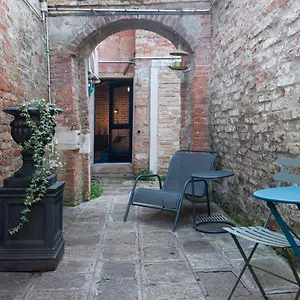  Apartment Casa Lorenzo_venisejetaime Italy